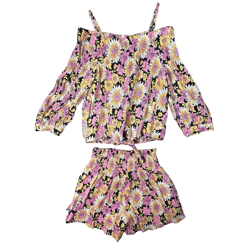 Forever 21 Kids Floral 2-Piece Set Cold Shoulder Top 11/12 Smocked Shorts 7/8